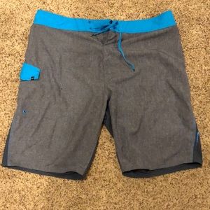 Men’s swim trunks